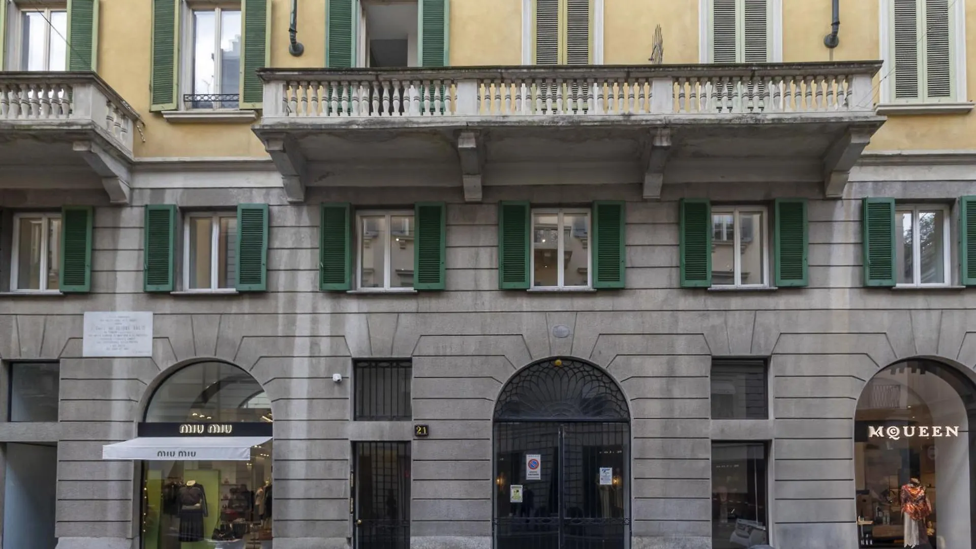 Studio Sant' Andrea Fashion Suite By Interhome Milan