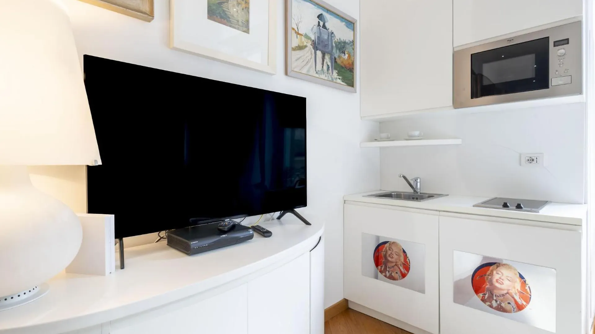 Apartment Studio Sant' Andrea Fashion Suite By Interhome Milan Italy