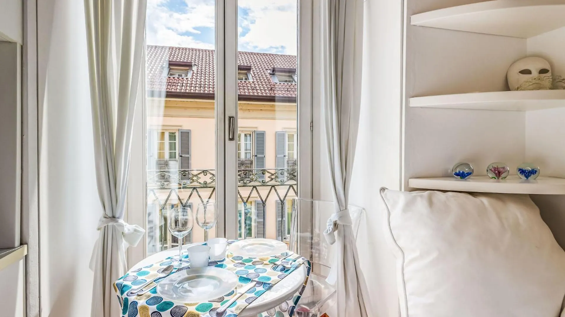 Studio Sant' Andrea Fashion Suite By Interhome Milan