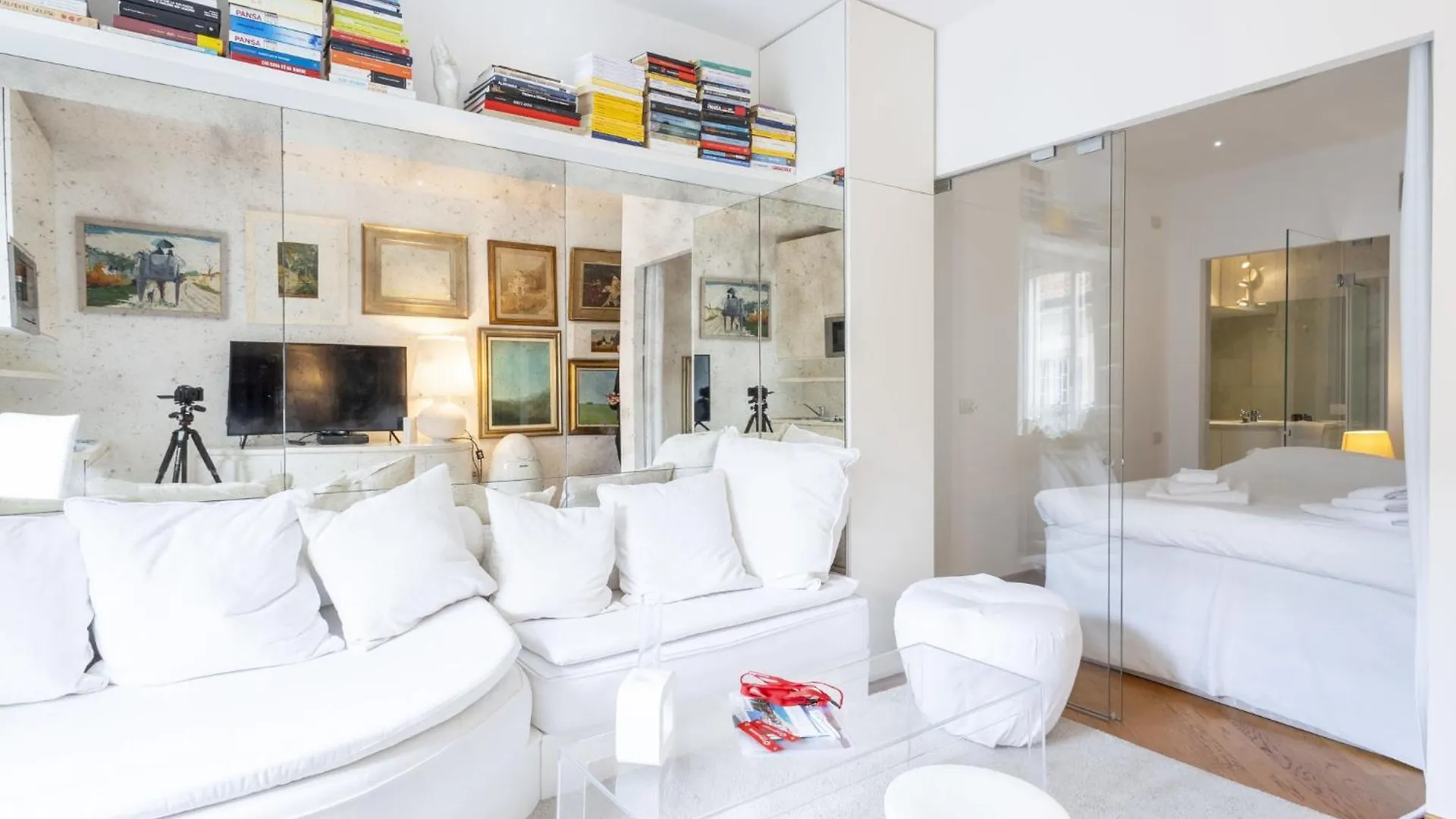 Apartment Studio Sant' Andrea Fashion Suite By Interhome Milan
